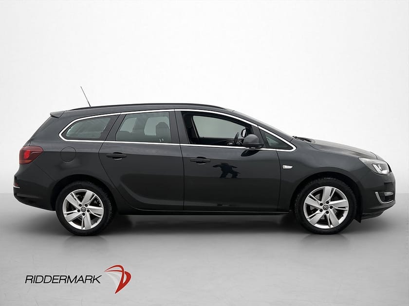 Bild 4 av Opel Astra Sports Tourer CDTI 165hk Rattvärme Sensorer