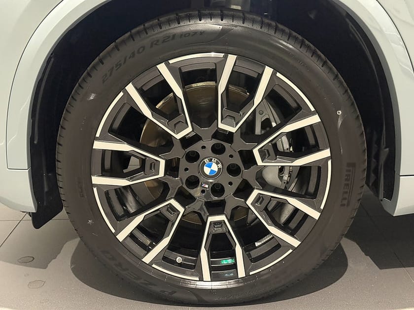 Bild 5 av BMW X5 xDrive50e M Sport Innovation Drag Adpt FartH H/K HuD