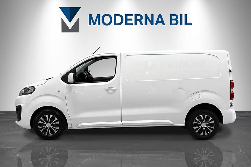 Bild 2 av Citroën Jumpy Van 2.0 BlueHDi 122hk Moms Drag D-värm B-kam Kamrem bytt