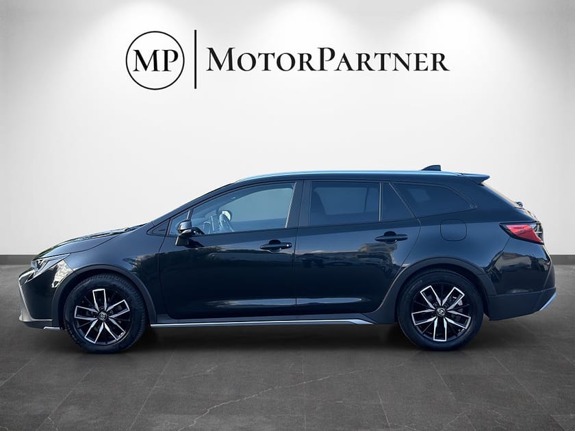 Bild 4 av Toyota Corolla TREK Hybrid e-CVT Kamera Rattvärme 122hk