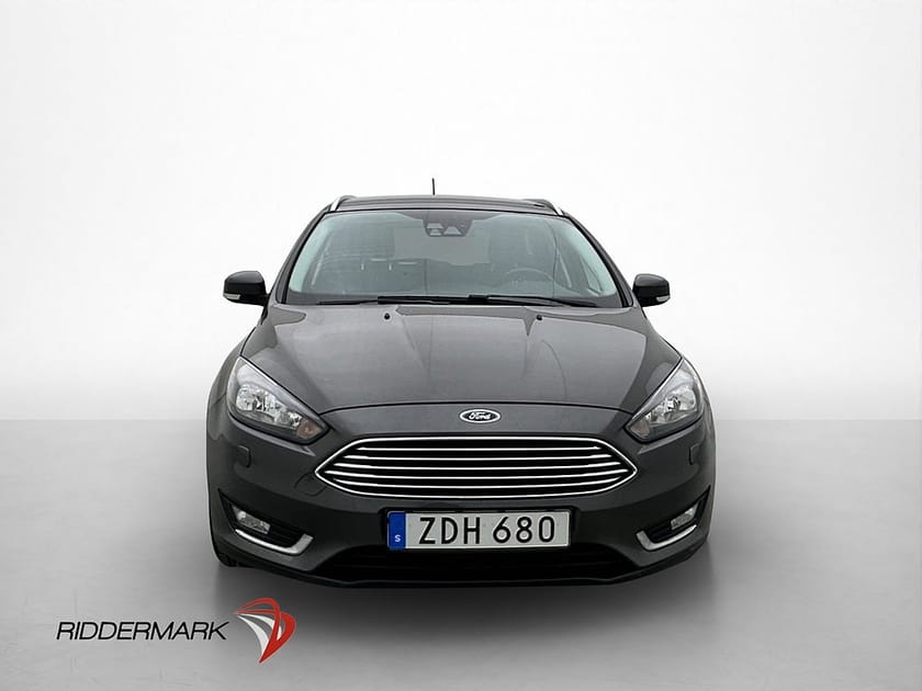 Bild 2 av Ford Focus Kombi 125hk Titanium Kamera CarPlay K-rem bytt