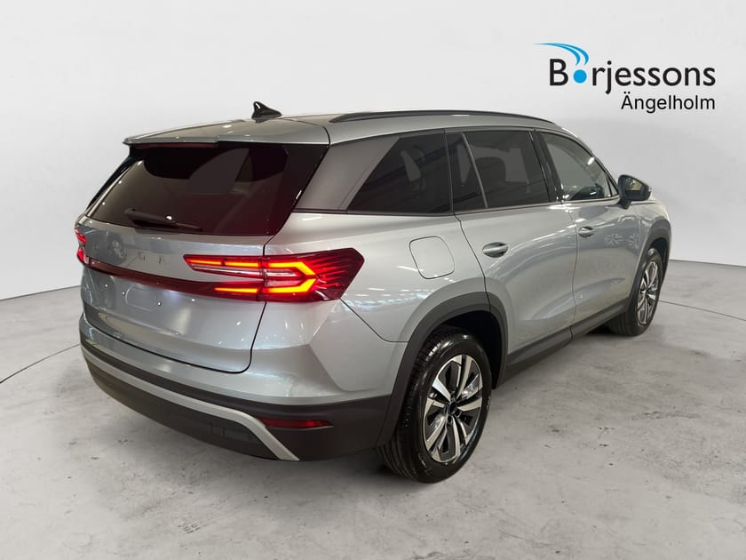 Bild 3 av Škoda Kodiaq SELECTION 1,5 TSI M-HEV 150 HK Aut, 7-sits, Drag