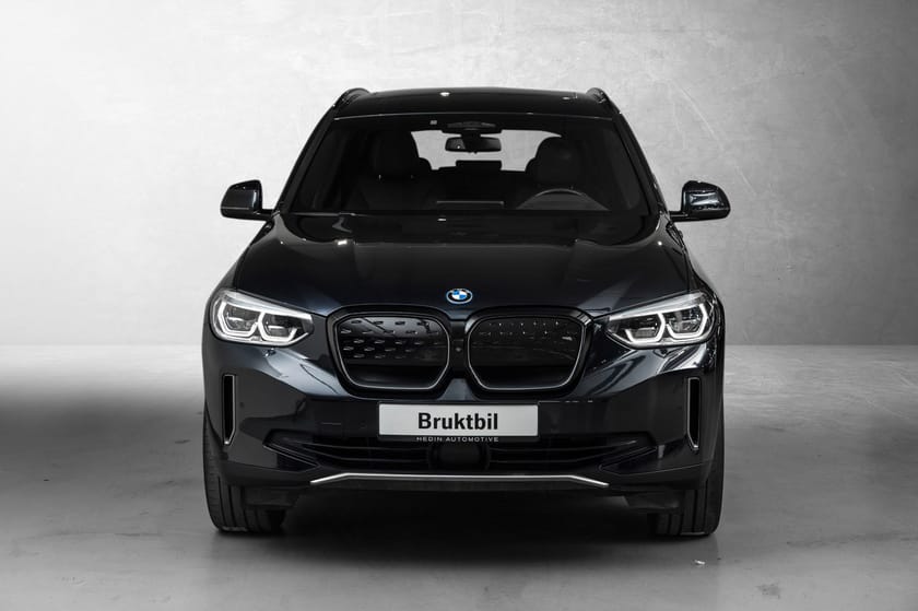 Bilde 4 av BMW iX3 Fully Charged