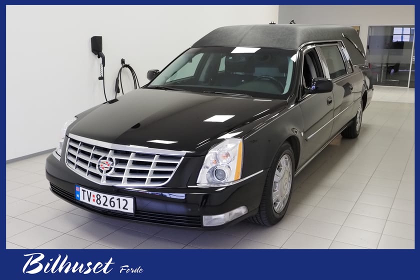 Bilde 1 av Cadillac DTS Funeral Coach MEDALIST BEGRAVELSESBIL - LAV KM