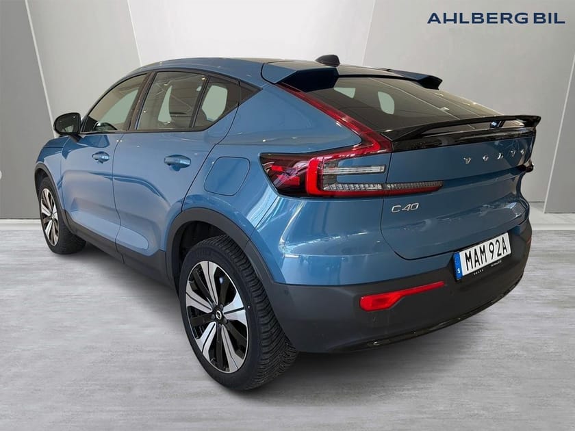 Bild 3 av Volvo C40 Recharge 🟡 Ultimate, Klimatpaket, Dragkrok Halvautomatisk, Parkeringskamera 360, Baklucka Elmanövrerad, Google Maps