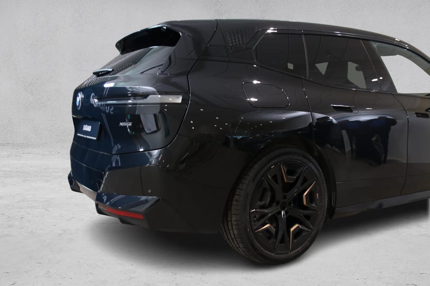 Bilde 4 av BMW iX xDrive50 | LASER | KROK | SPORTSPAKKE | MATCHUP STEREO | BSI |