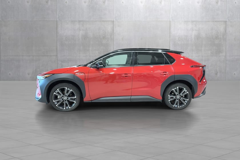 Bilde 3 av Toyota bZ4X Executive bitone