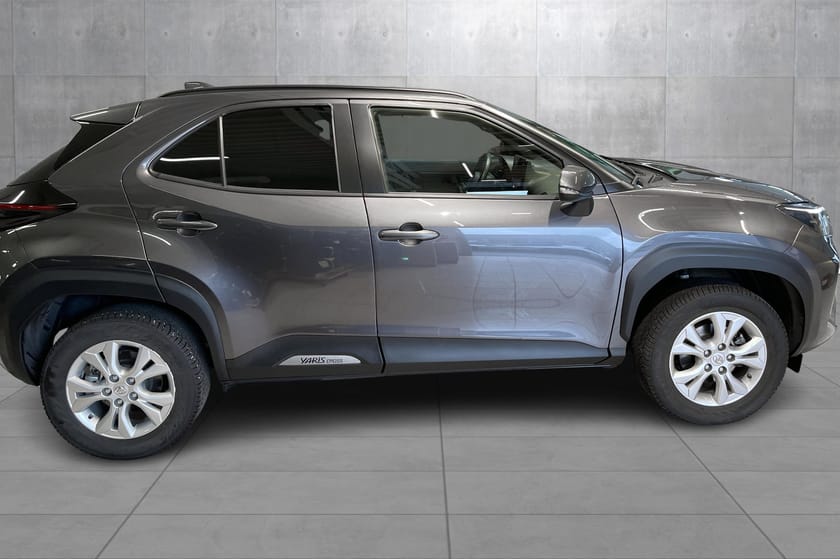 Bilde 5 av Toyota Yaris Cross Hybrid 115 AWD-i 1.5 Active Tech Hyb AWD, Rentekampanje 6.25% med 35%EK