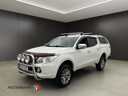 Mitsubishi L200 Dubbelhytt 2.4 4WD Värmare Dragkrok B-Kamera Skinn Kåpa