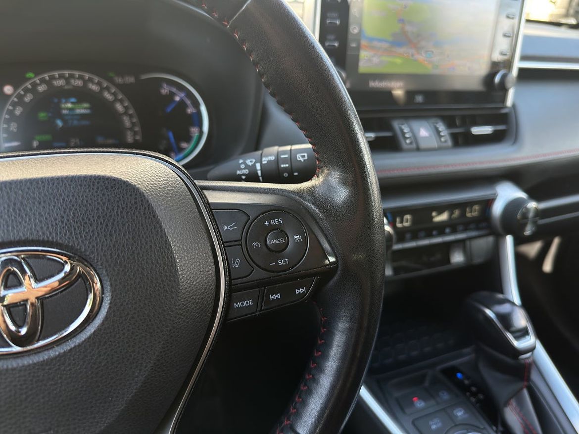 Toyota RAV4 Plug-in Hybrid, bild 16 av 22