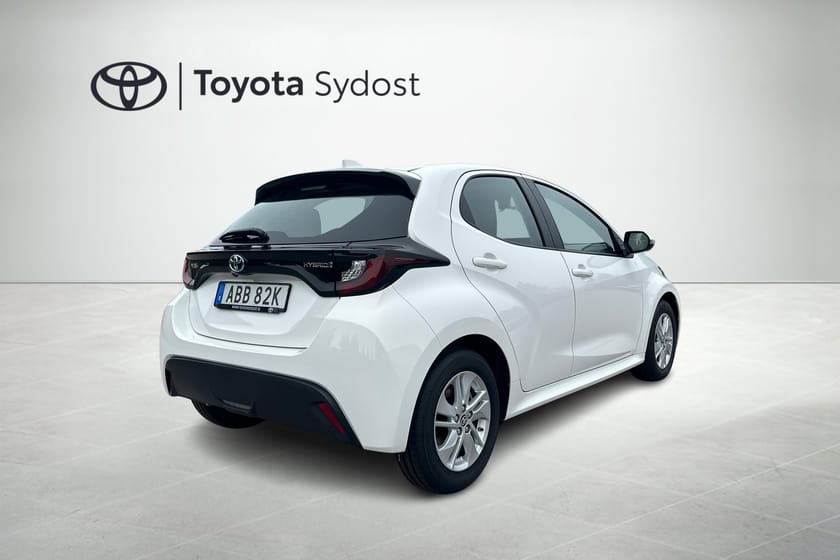 Bild 3 av Toyota Yaris Hybrid CVT Active Euro 6 116hk