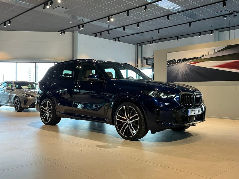Bild 3 av BMW X5 xDrive50e M Sport Pro D/A Plus H/K Panorama Dragkrok