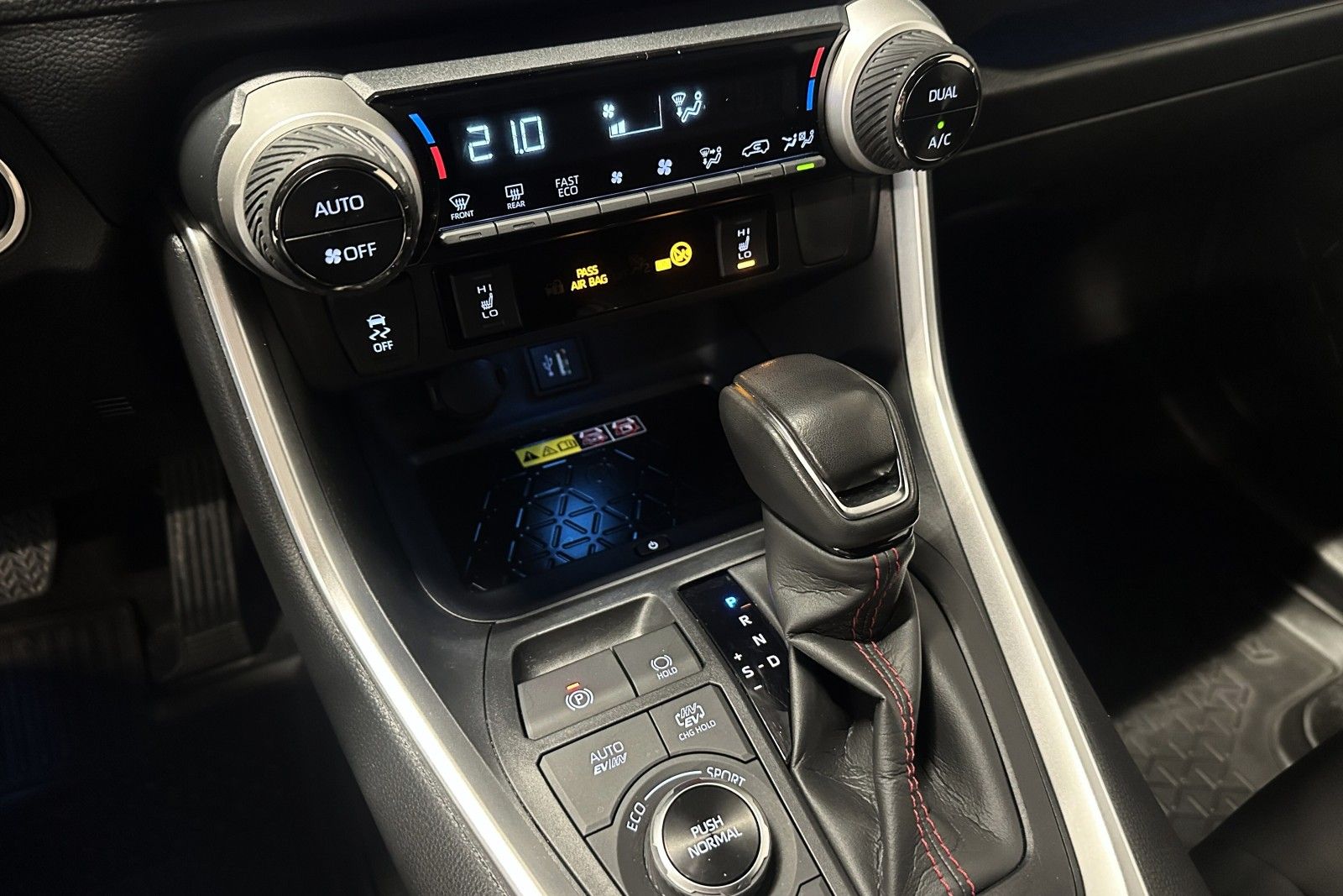 Toyota RAV4 Plug-in Hybrid E-CVT, 306hp, 2023