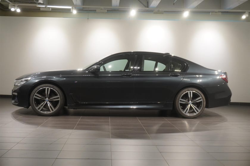 Bild 2 av BMW 730d xDrive M-Sport,