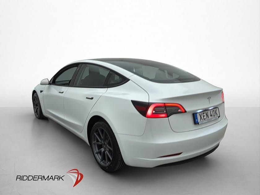 Bild 5 av Tesla Model 3 Standard Range Autopilot Svensksåld