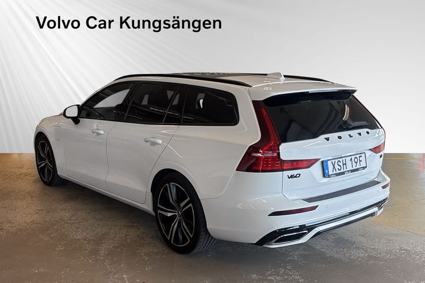 Bild 4 av Volvo V60 Recharge T8 R-Design DRAG/PANO/KAMERA