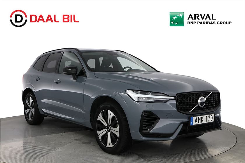 Bild 3 av Volvo XC60 RECHARGE T6 AWD 350HK PLUS DARK PANO DRAG BACKKAMERA