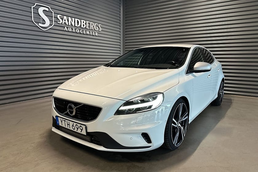 Bild 1 av Volvo V40 T3 R-Design Värmare Navi Keyless BT PDC Euro 6