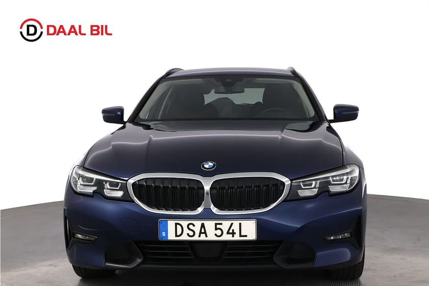 Bild 2 av BMW 320d xDrive Touring 190HK SPORT LINE B-KAMERA COCKPIT NAVI