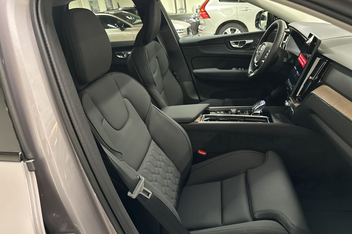 Volvo XC60 2026 - miniatyr 16