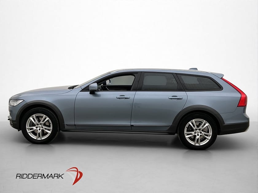Bild 2 av Volvo V90 Cross Country D4 190hk AWD Kamera Värmare VOC Drag