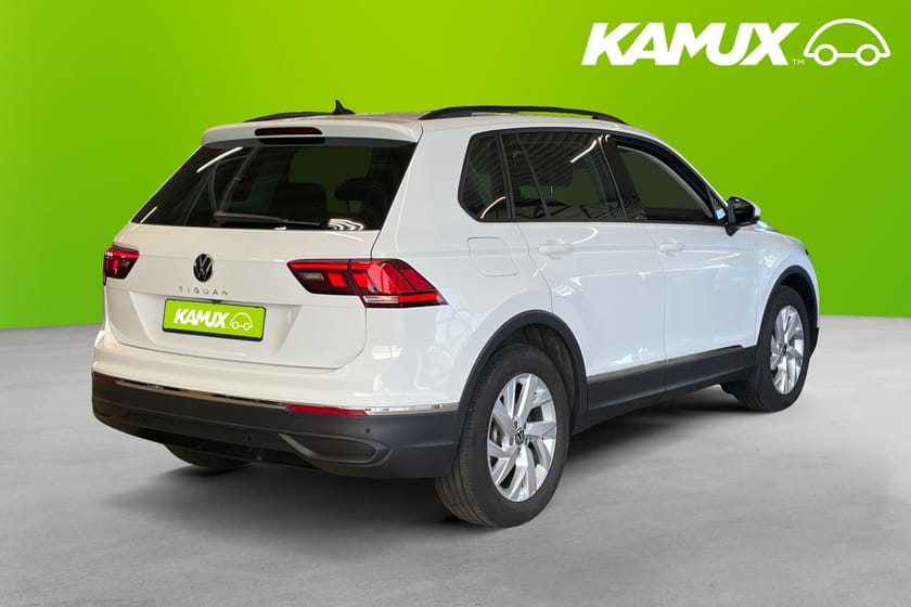 Bild 4 av Volkswagen Tiguan 1.5 TSI DSG 150 hk Dragkrok Värmare Cockpit