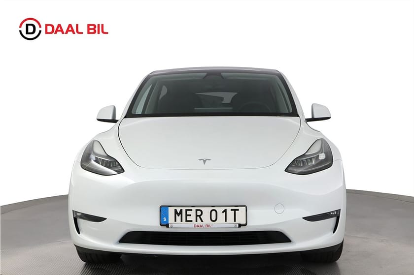 Bild 2 av Tesla Model Y Long Range AWD 77 KWh 514HK DRAG AUTOPILOT P-VÄRM B-KAM