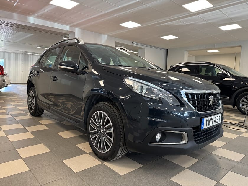 Bild 3 av Peugeot 2008 1.2 PureTech 110 EAT Automat ACC Kamrem bytt