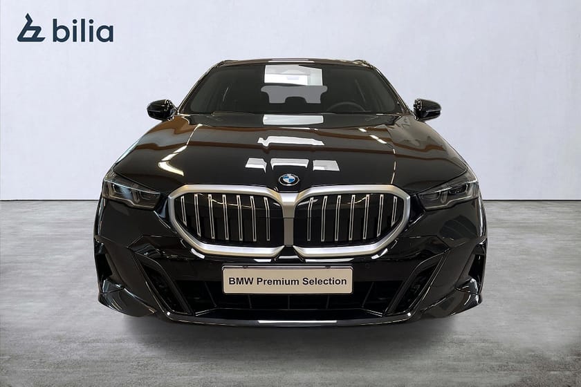 Bild 5 av BMW 520d xDrive Touring SÅLD!! M Sport Värmare Aktiv Fart. Drag