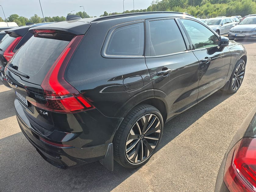 Bild 3 av Volvo XC60 T6 Recharge Plus Dark plug in AWD 350HK 4x4 Läder