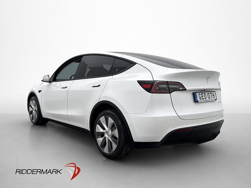 Bild 5 av Tesla Model Y Long Range AWD Pano AP Svensksåld MOMS