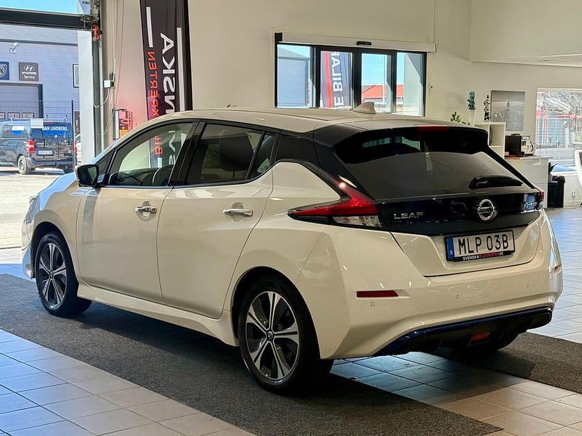 Bild 3 av Nissan Leaf e+ 62kWh 217hk TEKNA/360° kamera/BOSE/Adaptiv f-hållare