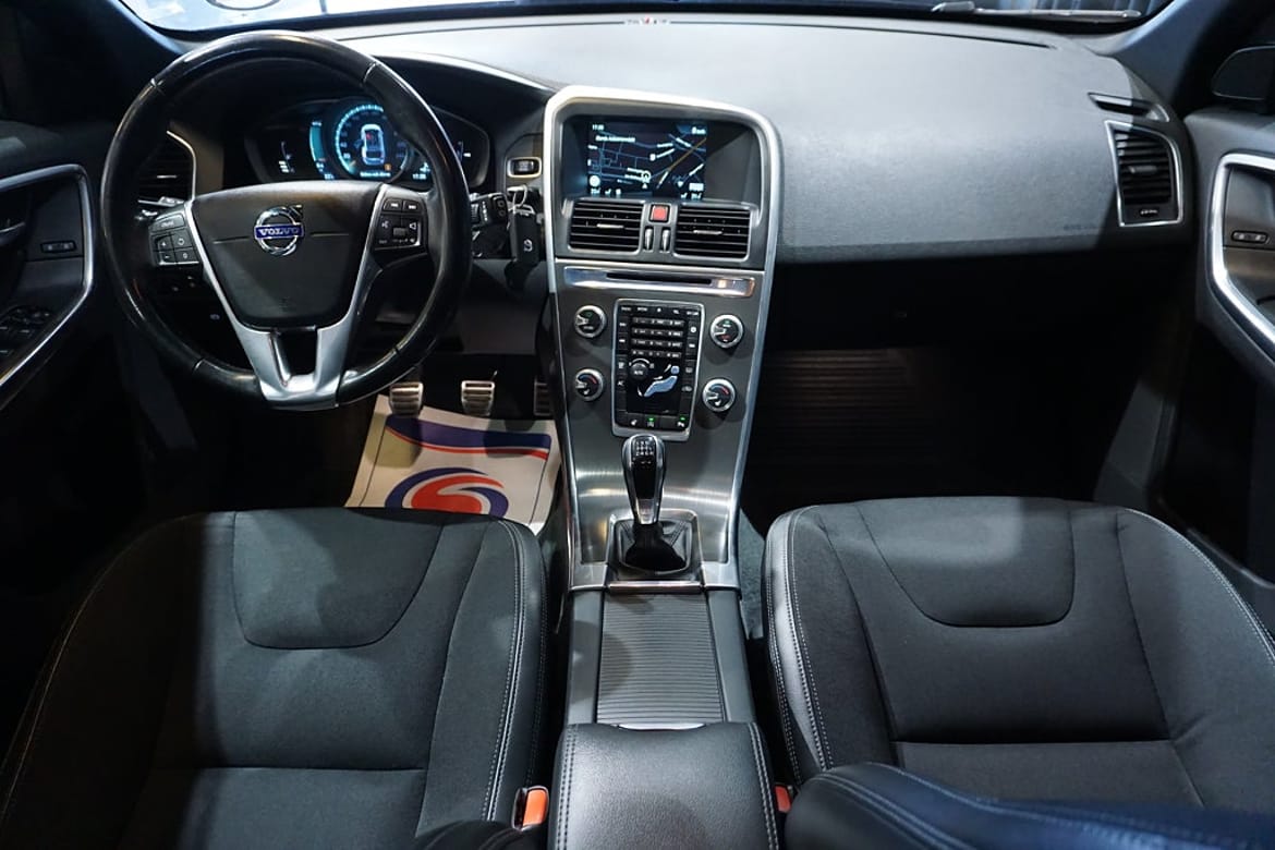 Volvo XC60 2016 - miniatyr 10