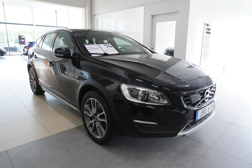 Bild 4 av Volvo V60 Cross Country D4 Drag Adaptiv Farthållare Kurvljus Läder Navigation
