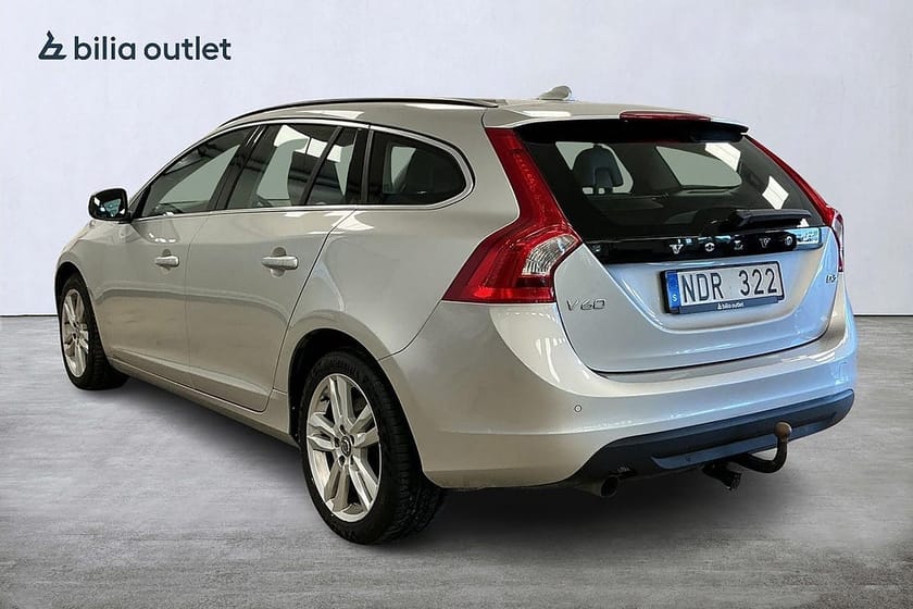 Bild 3 av Volvo V60 D3 Momentum Business Edition Pro Helskinn Dragkrok