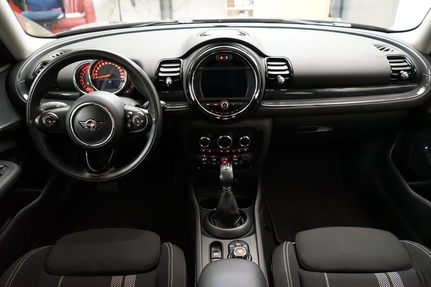 Bild 5 av MINI Cooper S ALL4 Clubman Salt II