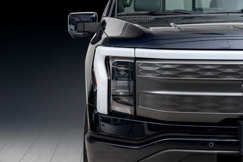 Bilde 4 av Ford F-150 Lightning Standard Range RÅ BIL//LAV KM//5-SETER//S/V-HJUL