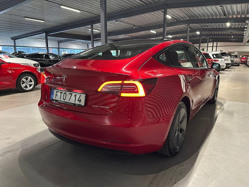 Bild 4 av Tesla Model 3 Long Range AWD
