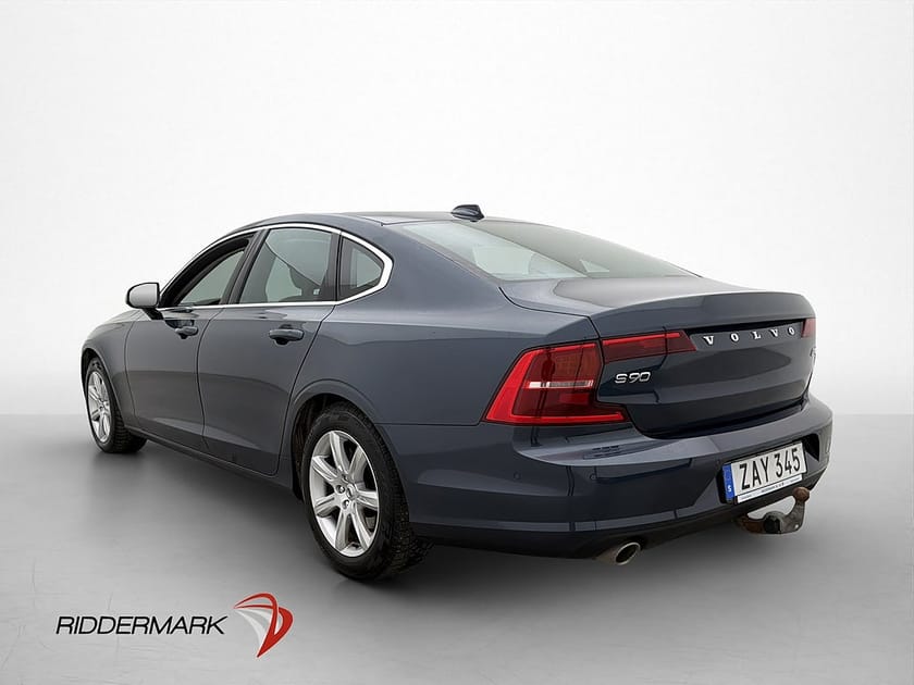 Bild 5 av Volvo S90 D4 AWD Momentum Värmare Drag Navi Rattvärme