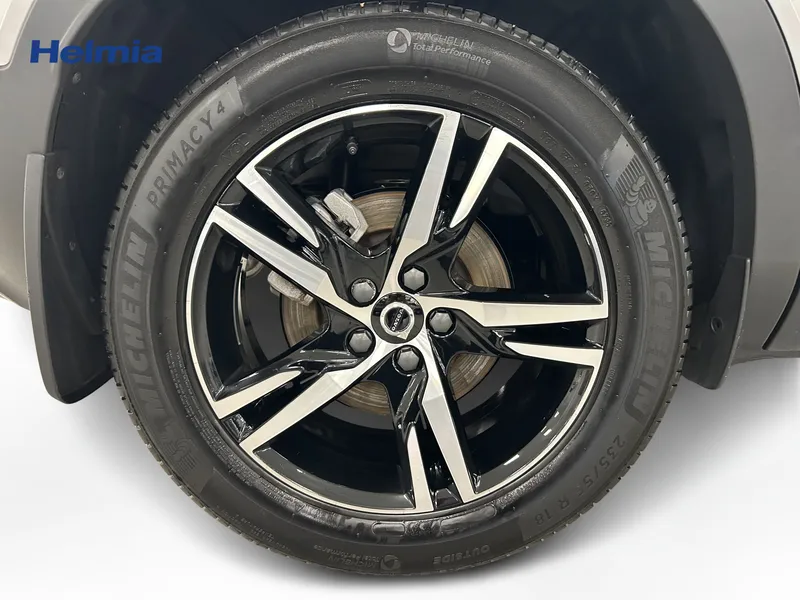 Bild 7 av 16 – Volvo XC40 B3 FWD Bensin Plus Dark