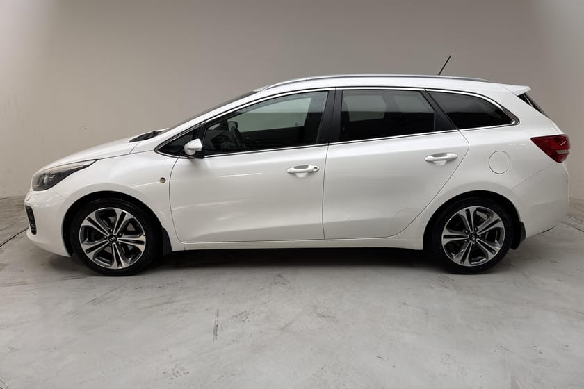 Bild 2 av Kia cee'd_sw Cee'd 1.6 CRDi SW 136hk GT-Line GPS P-sensorer