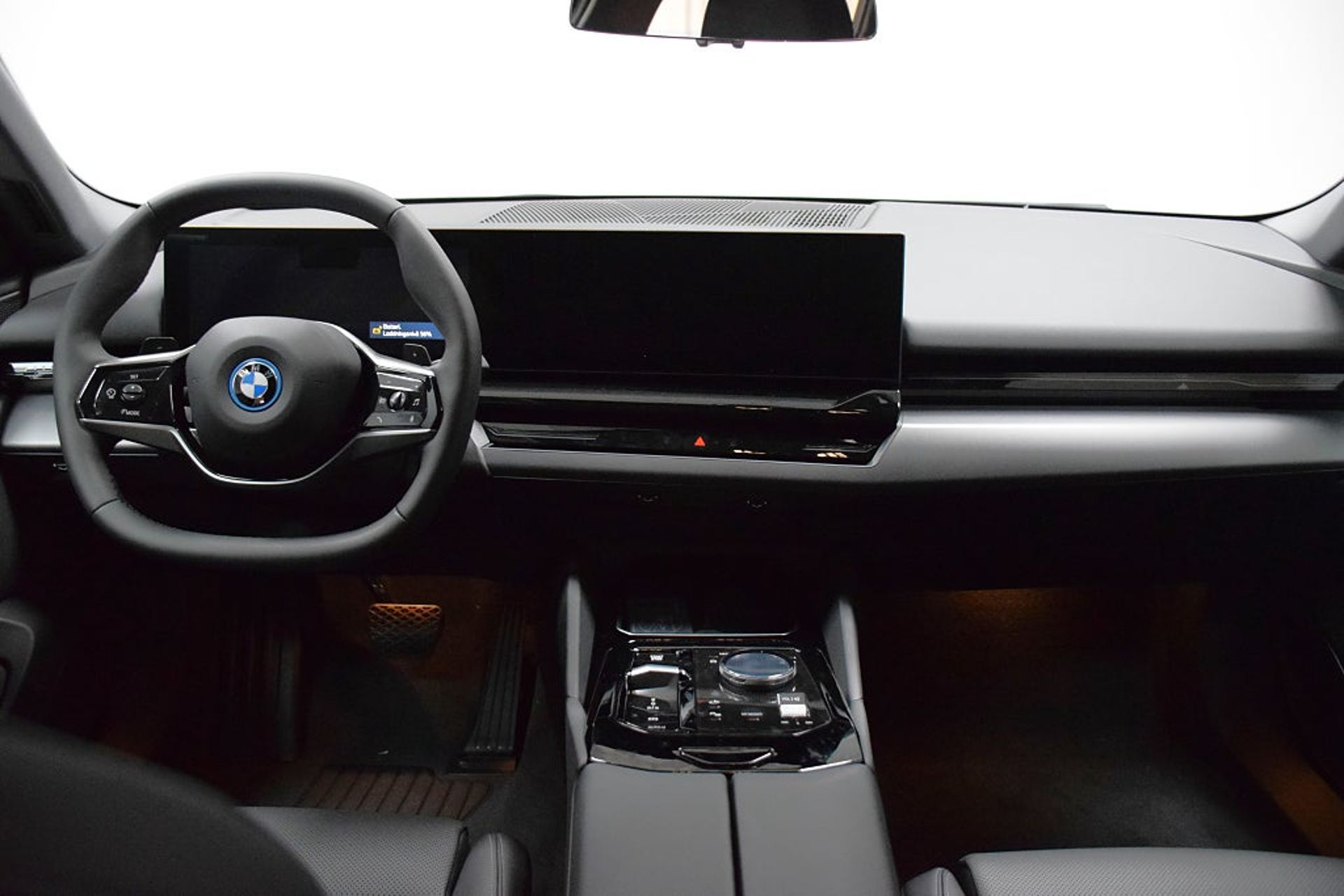 BMW 530 e Touring 2025, bild 3/10
