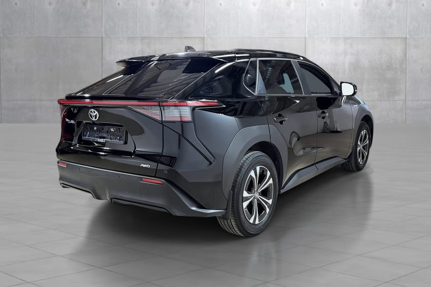 Bilde 3 av Toyota bZ4X