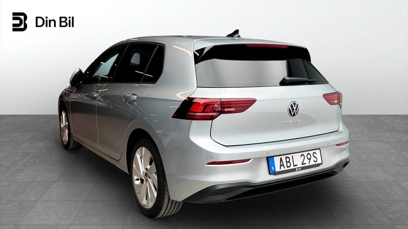 Bild 3 av Volkswagen Golf eTSI150 DSG Edition/Komfort/Backkamera