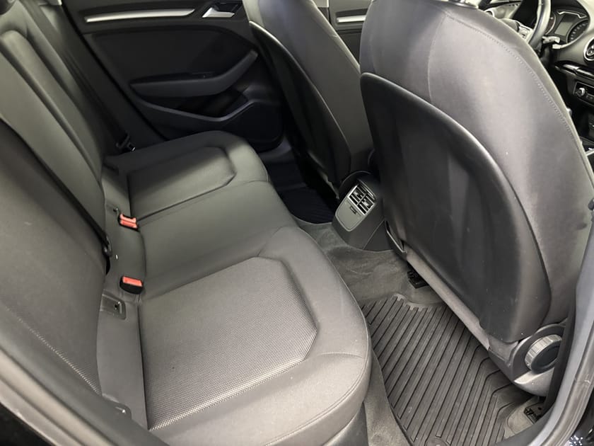Bild 5 av Audi A3 Sportback 35 TFSI 150 HK PROLINE