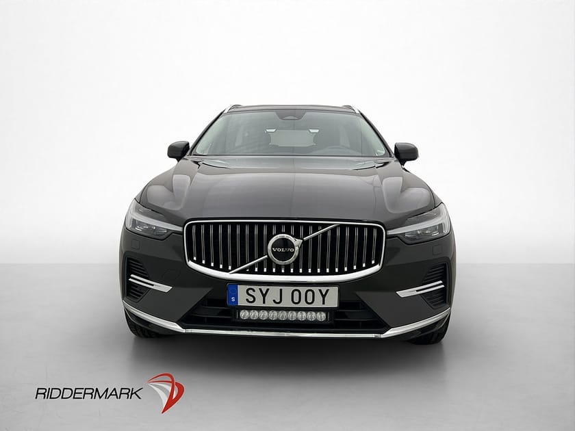 Bild 2 av Volvo XC60 T6 AWD Bright Drag Värmare Kamera Pano Skinn MOMS