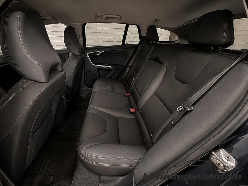 Bild 5 av Volvo V60 D4 181hk Momentum / Automat