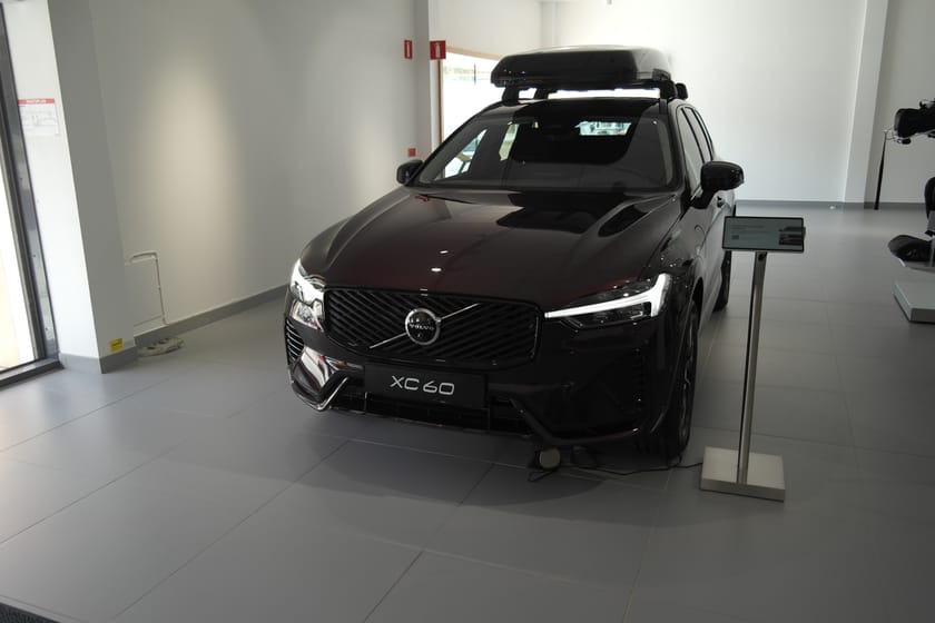Bild 1 av Volvo XC60 T6 Plus Dark Nordic Edition