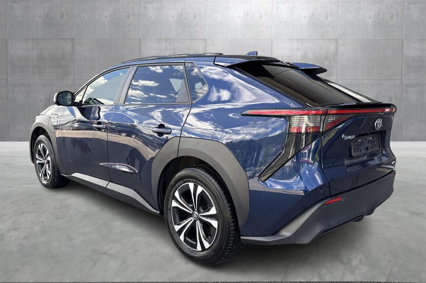 Bilde 2 av Toyota bZ4X Active Tech AWD I Kompl. service