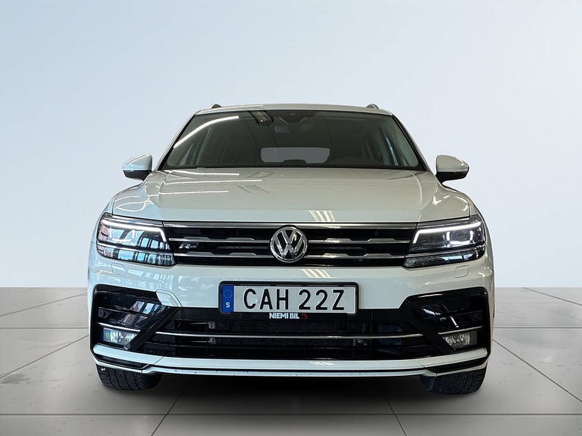 Bild 2 av Volkswagen Tiguan Allspace 7-sätes 7-sits 4M GT R-line Dvärmare Bkamera S&V